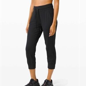 Lululemon Navy Ready To Rulu Cropped Jogger Size 2